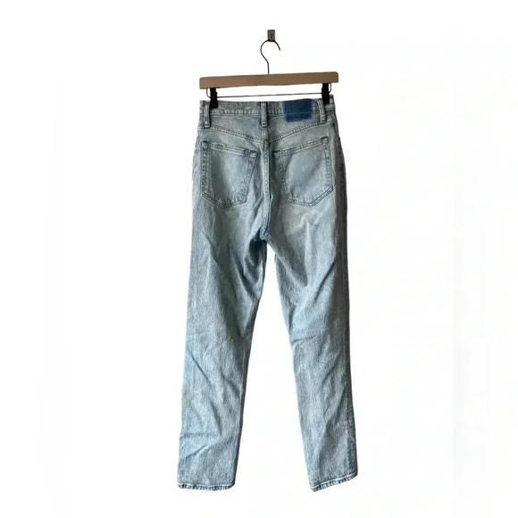 Abercrombie & Fitch The 90's Straight Ultra High Rise Jeans 27/4r - Picture 5 of 6